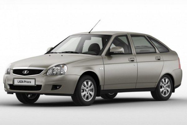 Automobile sovietice - Lada Priora