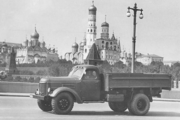 Camioane rusesti si sovietice ZIS 150
