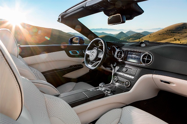 Mercedes SL 2016 facelift interior