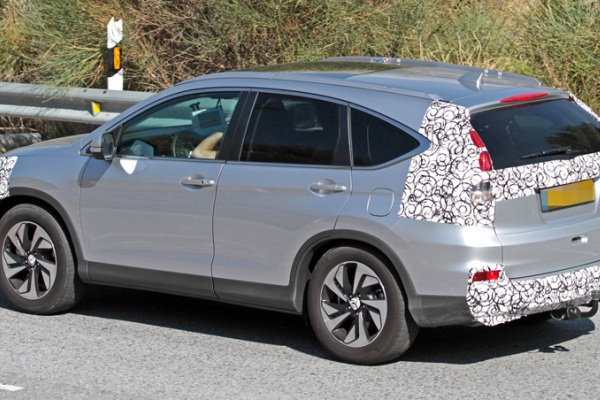 Noua Honda CR-V 2015 facelift teste