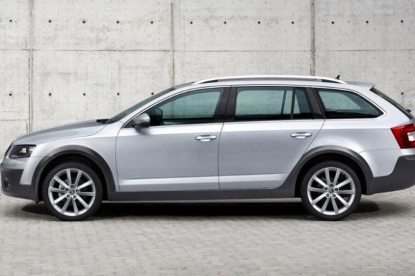Noua Skoda Octavia 2014 lateral