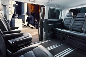 Noul Transporter T6 2015 interior spate
