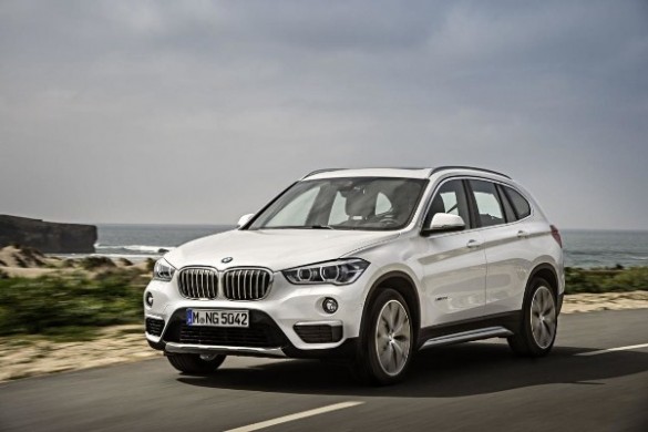 Noul BMW X1 alb foto