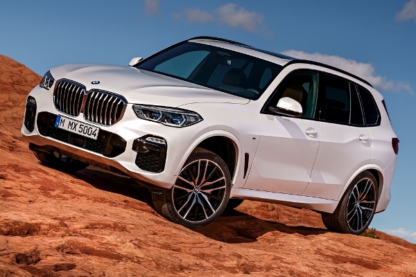 Noul BMW X5 2018 lateral