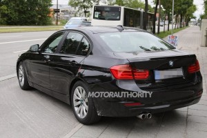 Noul BMW seria 3 facelift spate