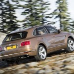 Noul Bentley Bentayaga foto spate