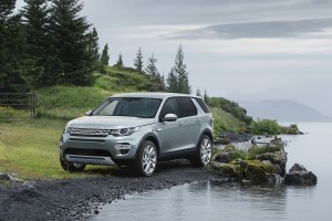 Noul Land Rover Discovery Sport lateral