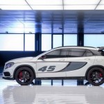Noul Mercedes GLA 45 AMG lateral 2