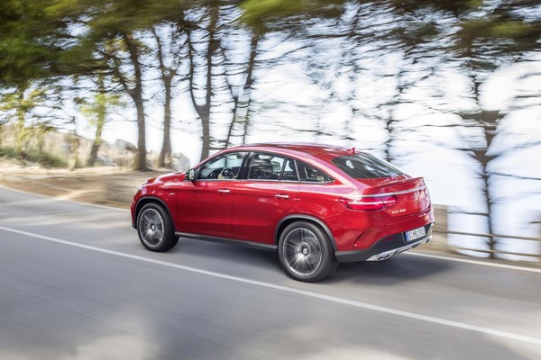 Noul Mercedes GLE Coupe lateral