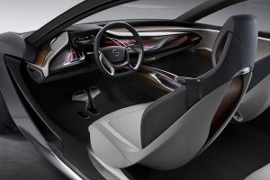 Noul Opel Monza interior