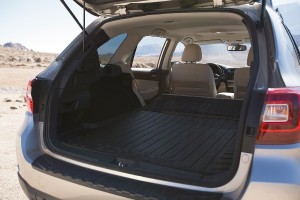 Noul Subaru Outback 2014 portbagaj