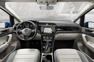 Noul VW Touran 3 interior