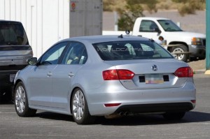 Noul Volkswagen Jetta facelift 2014 spate