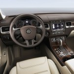 Noul Volkswagen Toureg facelift 2014 interior