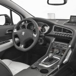 Peugeot 3008 2013 facelift interior